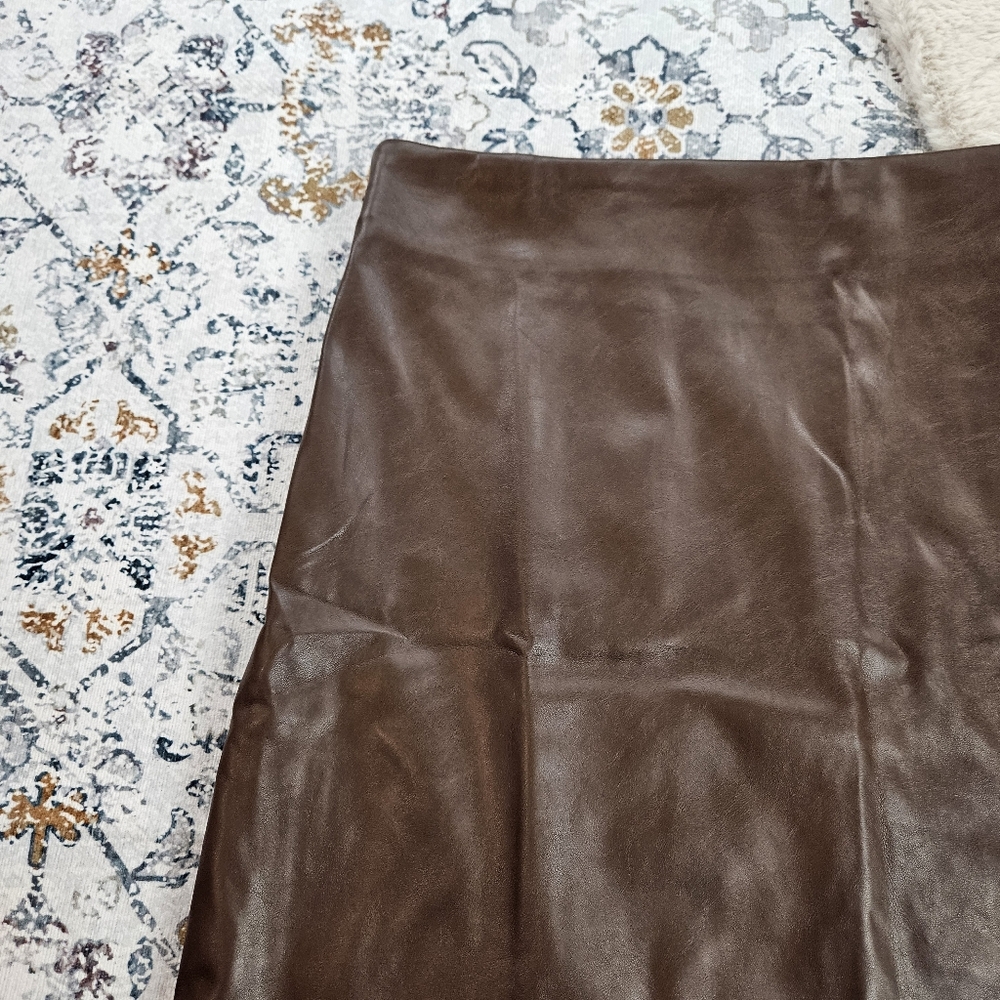Old Navy Faux Leather Mini Skirt XL Brown BNWT - Picture 2 of 8